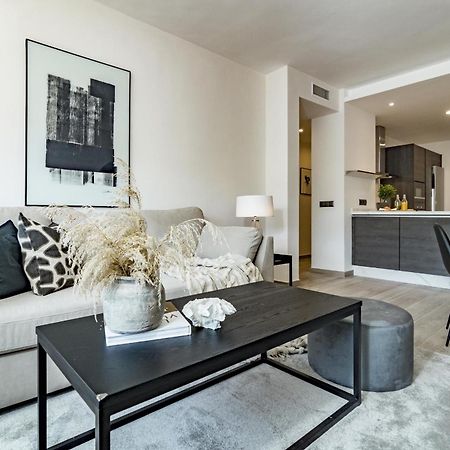 Pr - Stunning Flat Front Line Beach Puerto Banus Marbella Ngoại thất bức ảnh