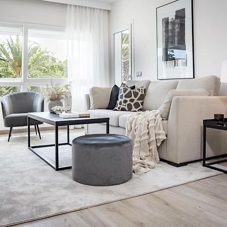 Pr - Stunning Flat Front Line Beach Puerto Banus Marbella Ngoại thất bức ảnh