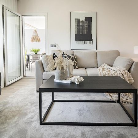 Pr - Stunning Flat Front Line Beach Puerto Banus Marbella Ngoại thất bức ảnh