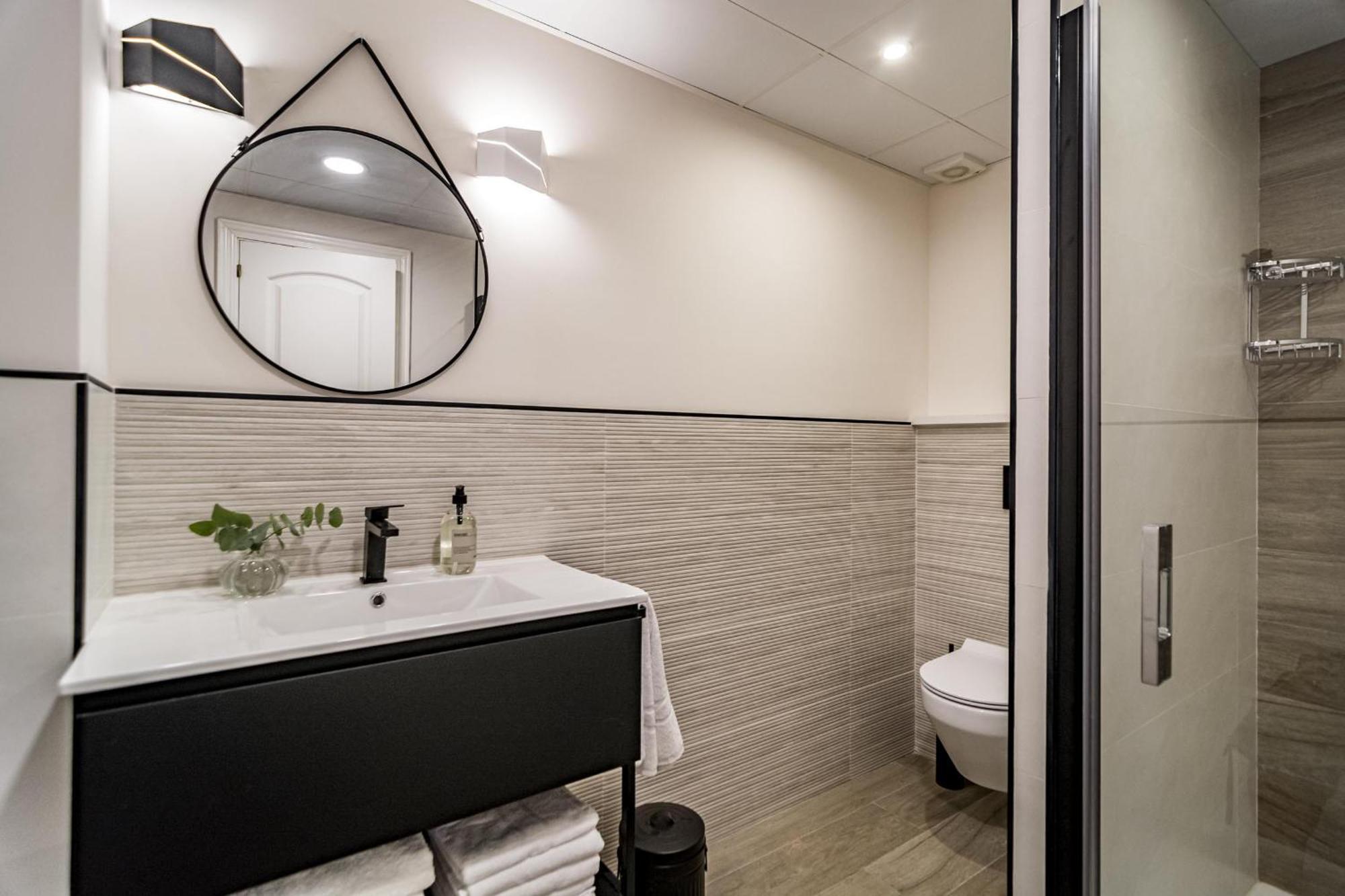 Pr - Stunning Flat Front Line Beach Puerto Banus Marbella Ngoại thất bức ảnh