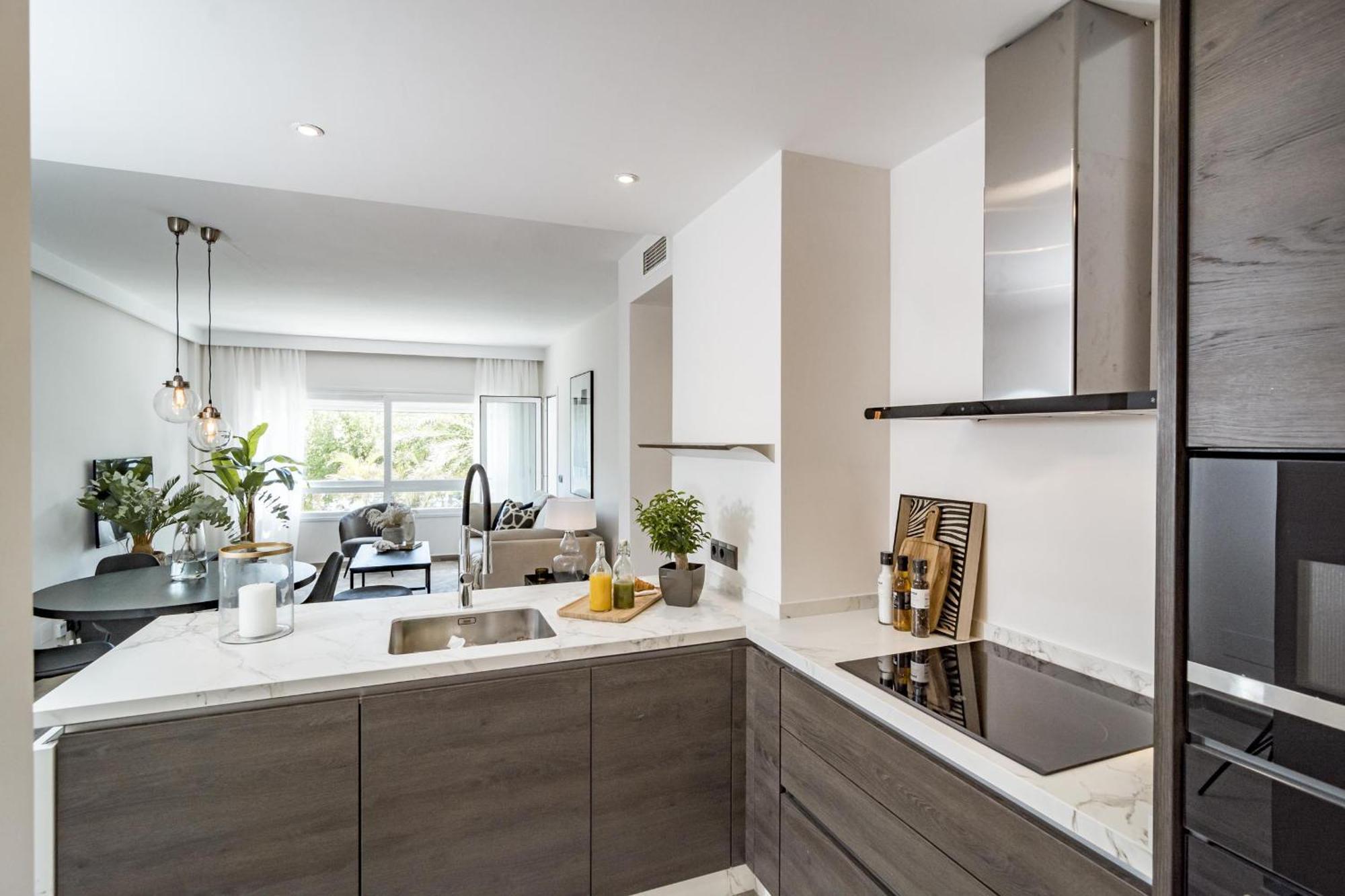 Pr - Stunning Flat Front Line Beach Puerto Banus Marbella Ngoại thất bức ảnh