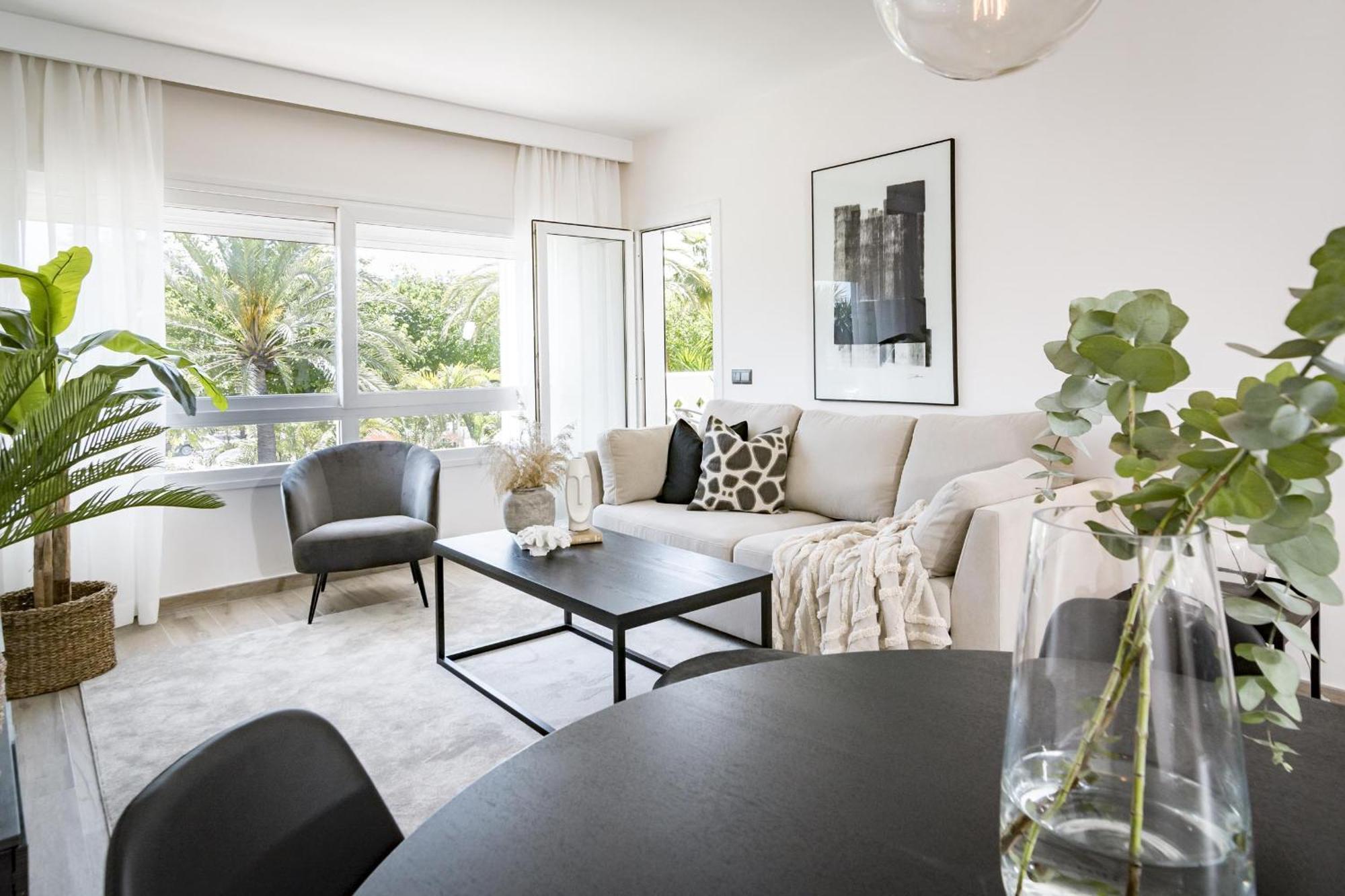 Pr - Stunning Flat Front Line Beach Puerto Banus Marbella Ngoại thất bức ảnh